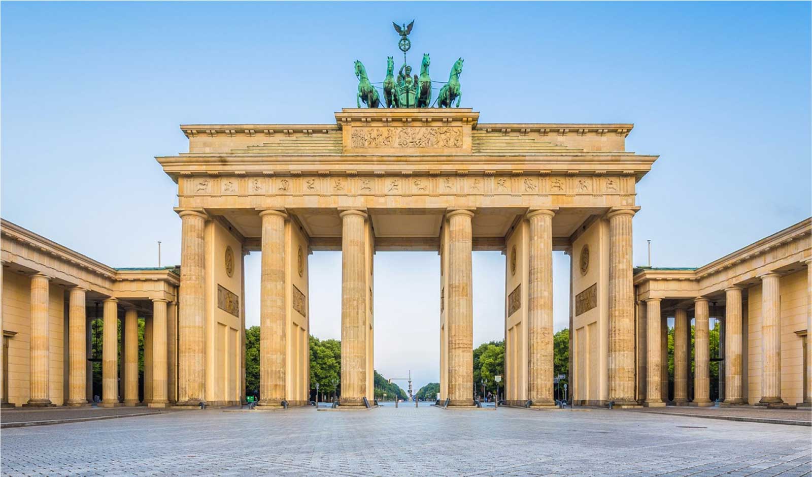 Marathon city landscape