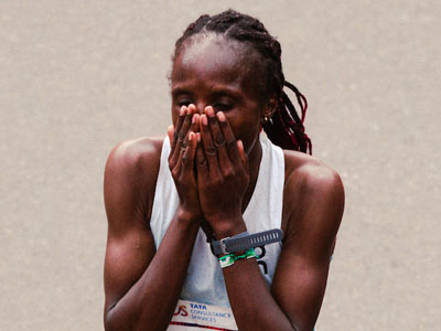 Hellen Obiri wins the 2023 TCS New York City Marathon